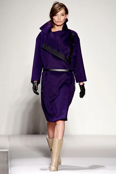 Look 9